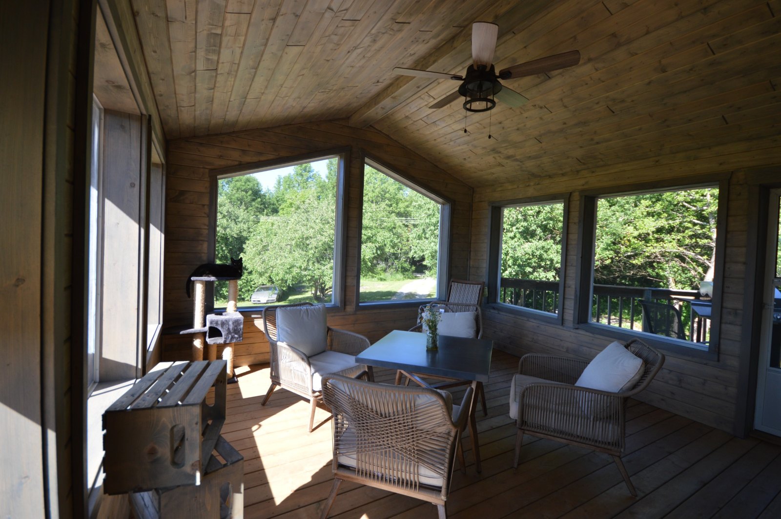 Sunrooms & Interior Finishing